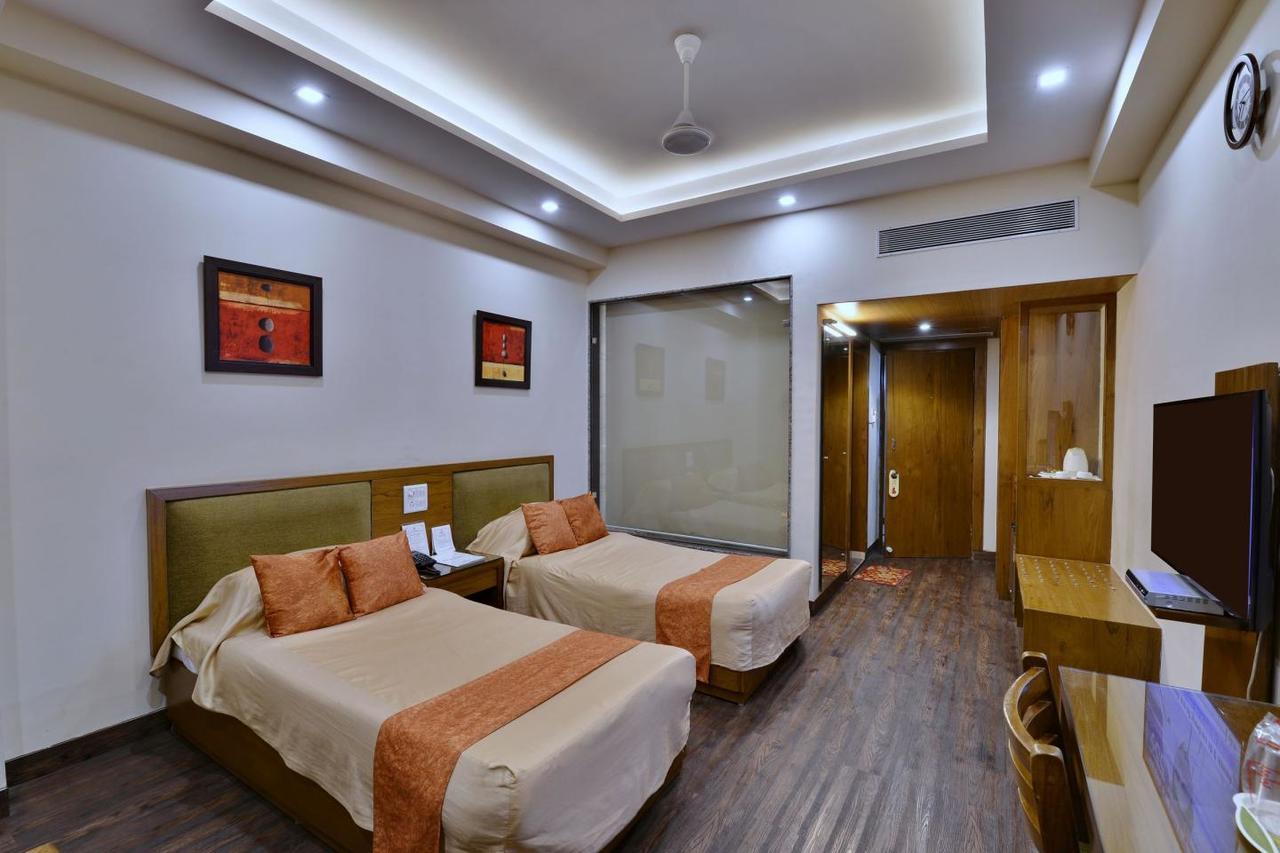 Hotel Surendra Vilas Bhopal Exterior foto